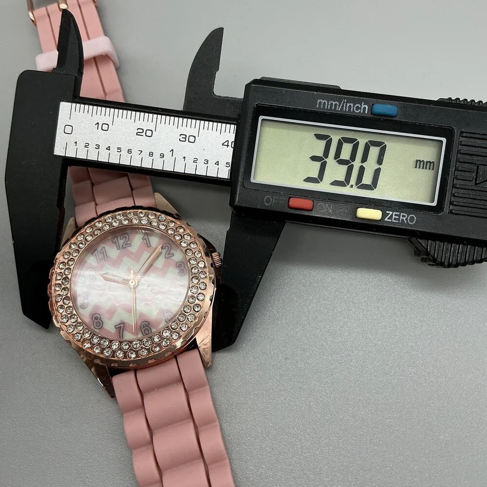 Womens Watch 39mm Pink Chevron Dial Crystal Bezel Pink Silicone Quartz W770
